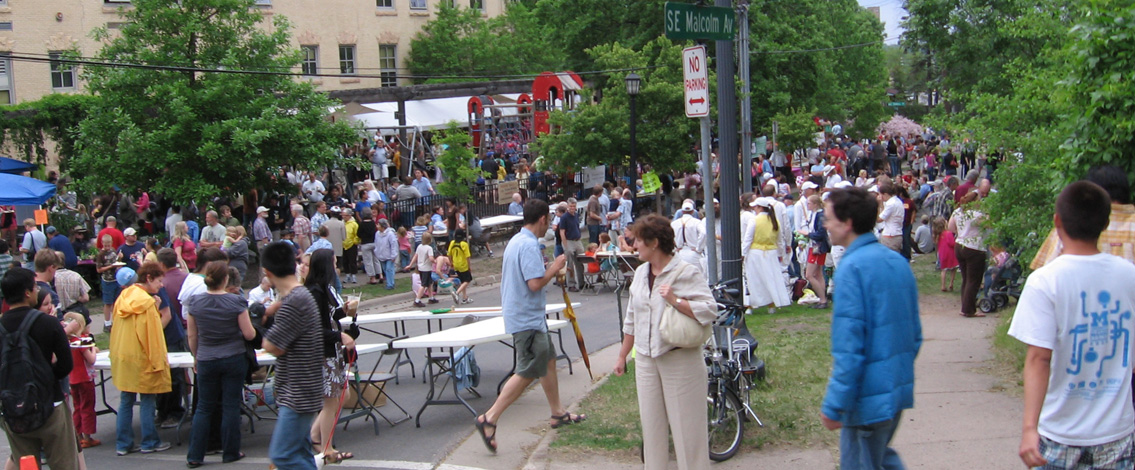 2009 Pratt Ice Cream Social, Prospect Park
                  Minneapolis