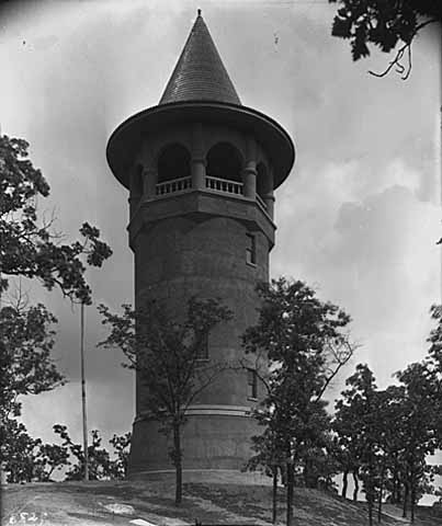 Prospect Park Witch's Hat Water Tower, 1914, courtesy MHS
